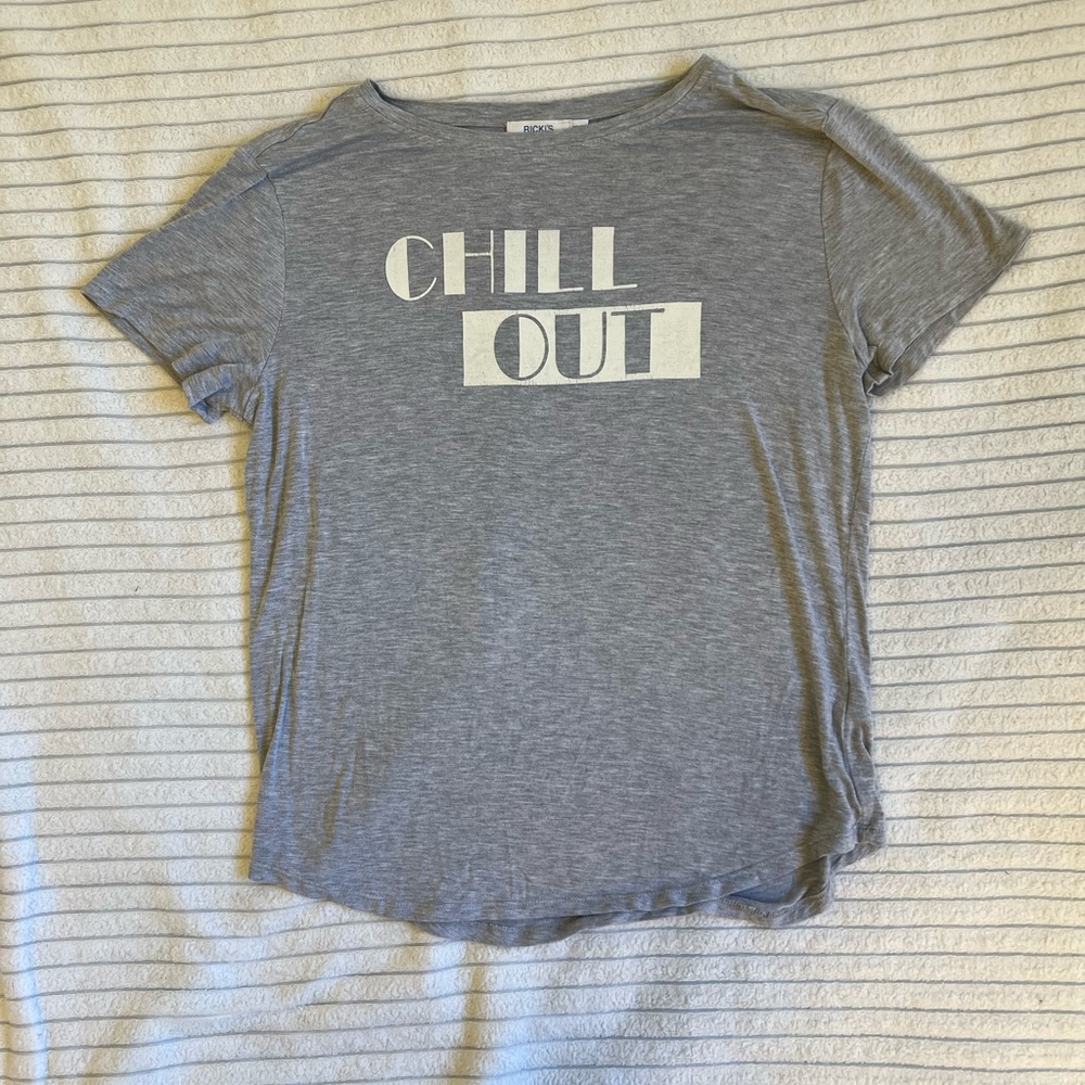 $ 5 add on item $ Ricki’s Chill Out Gray T Shirt Sz XS